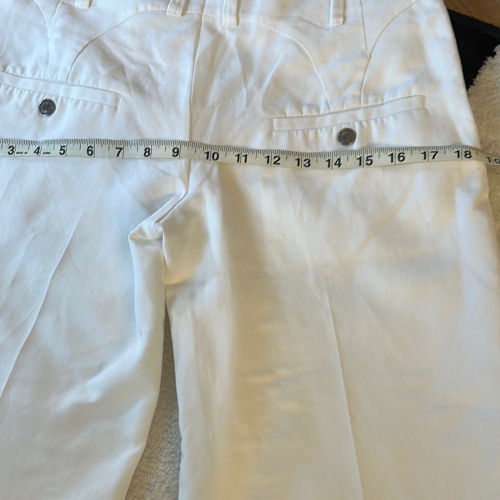 L Shorts - Picture 6 of 8